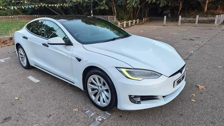 Tesla Model S 2018 photo 3