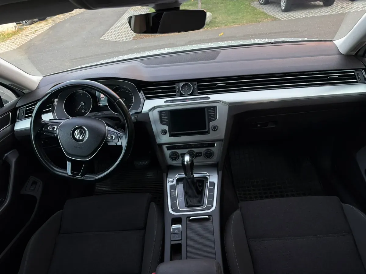 Volkswagen Passat 2016 photo 3