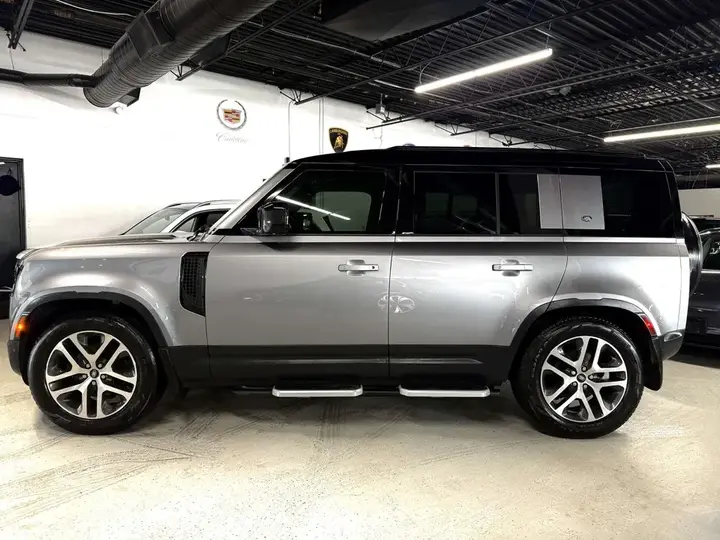 Land Rover Defender 2023 photo 4