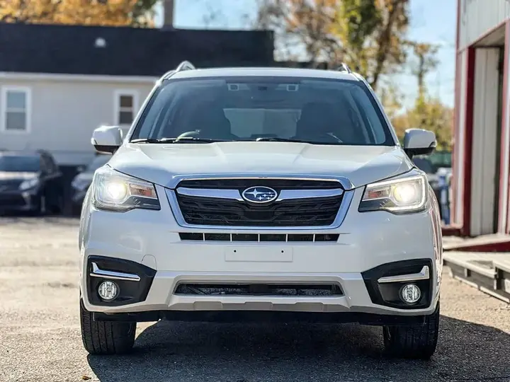 Subaru Forester 2018 photo 3