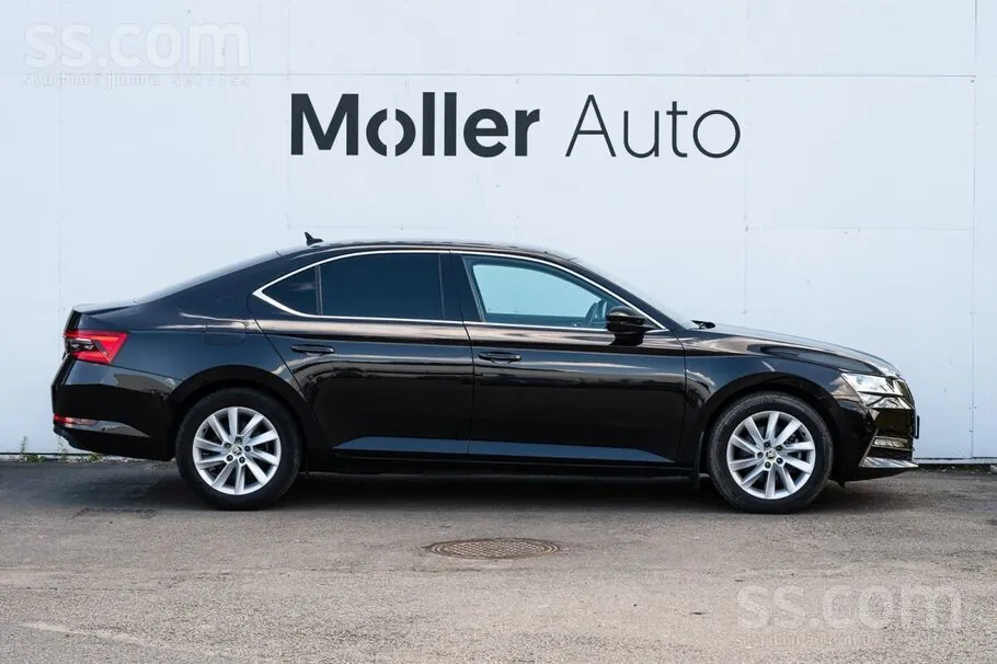 Skoda Superb 2021 photo 5
