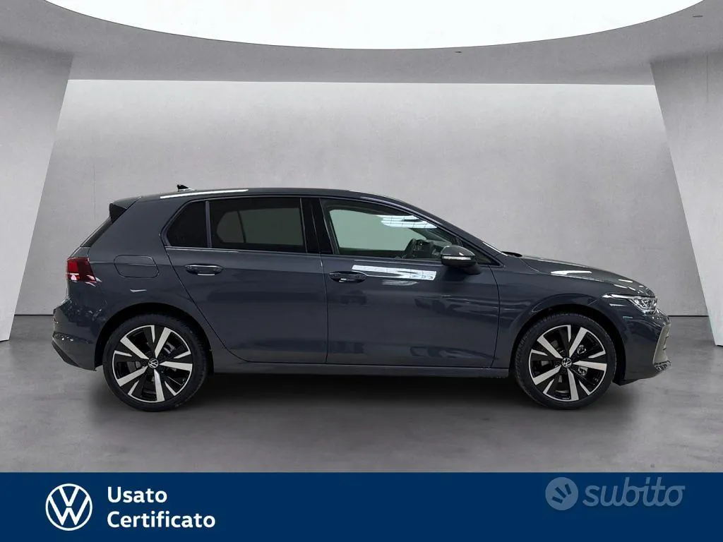Volkswagen Golf 2026 photo 3