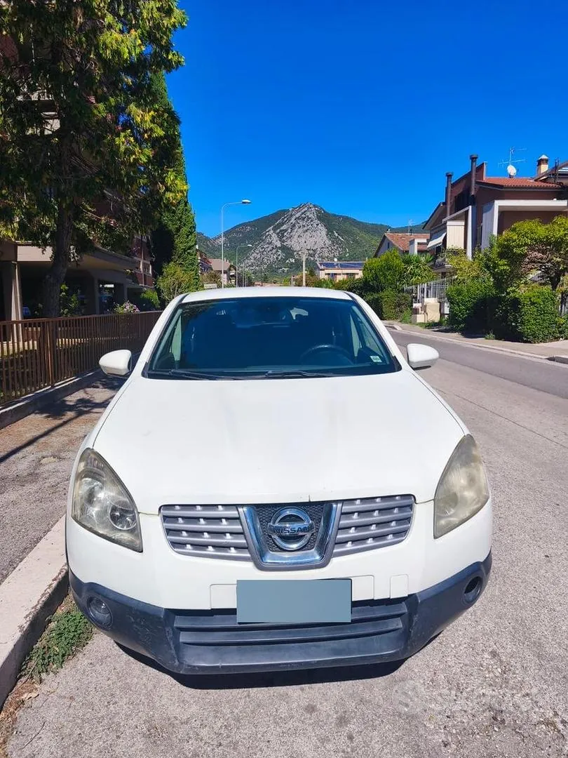 Nissan Qashqai 2008 photo 2