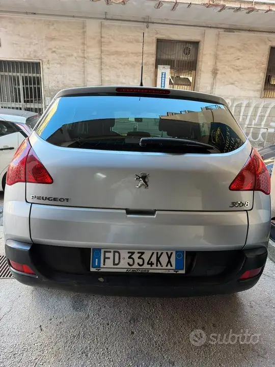 Peugeot 3008 2010 photo 4