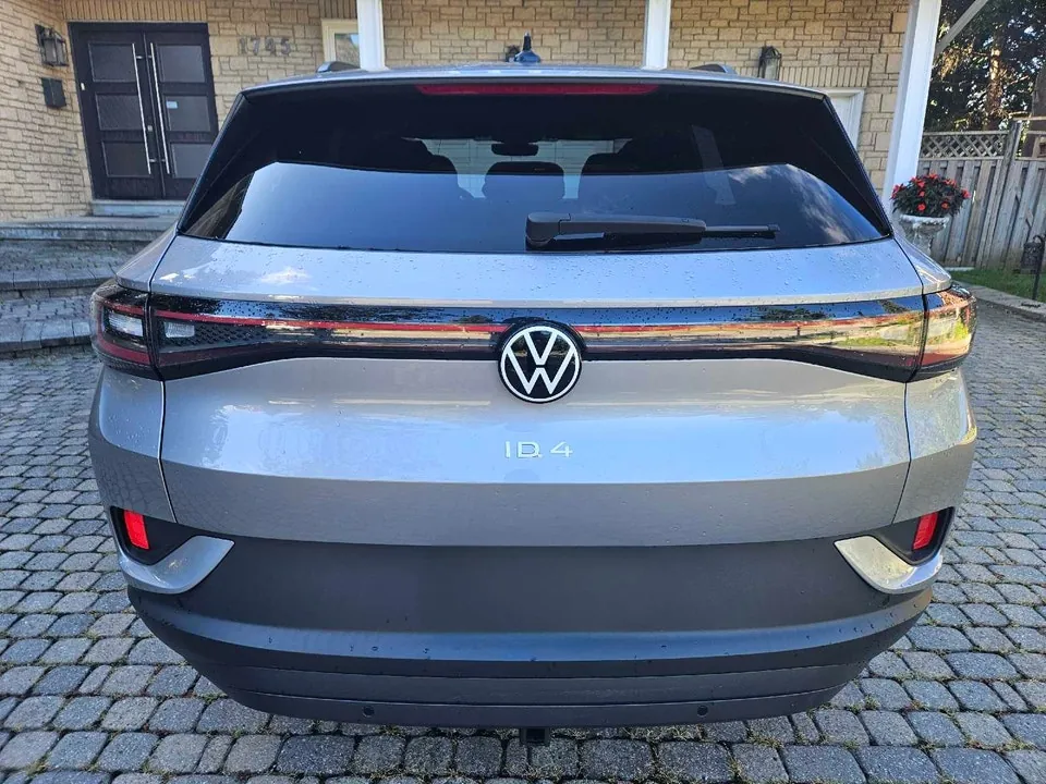 Volkswagen Id.4 2023 photo 3