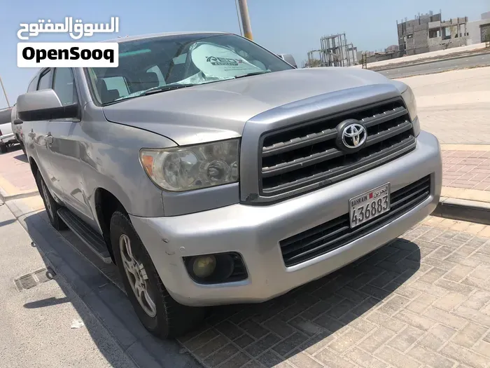 Toyota Sequoia 2010 photo 5