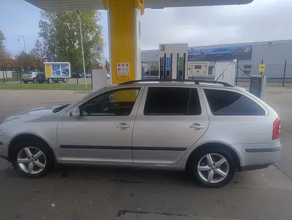 Skoda Octavia 2008 photo 4