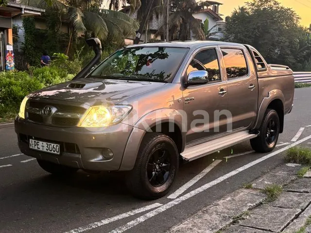 Toyota Hilux 2006 photo 3