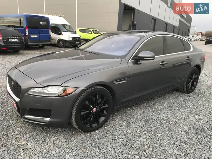 Jaguar Xf
