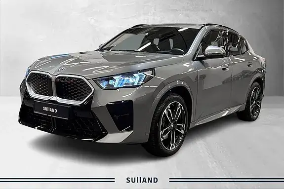 BMW Ix2