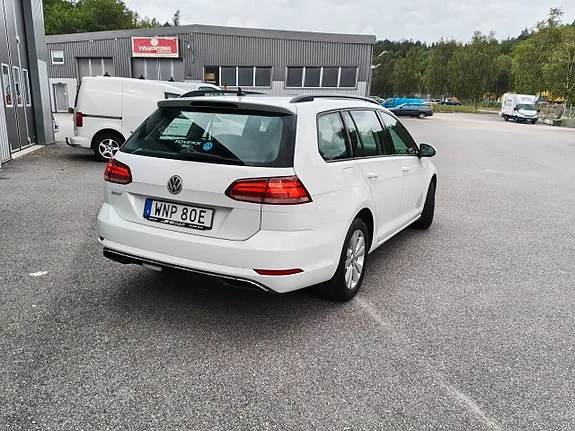 Volkswagen Golf I 2019 photo 2
