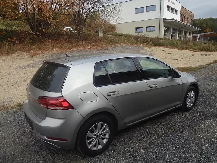 Volkswagen Golf 2018 photo 3