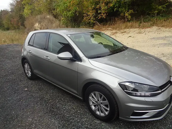 Volkswagen Golf 2018 photo 2