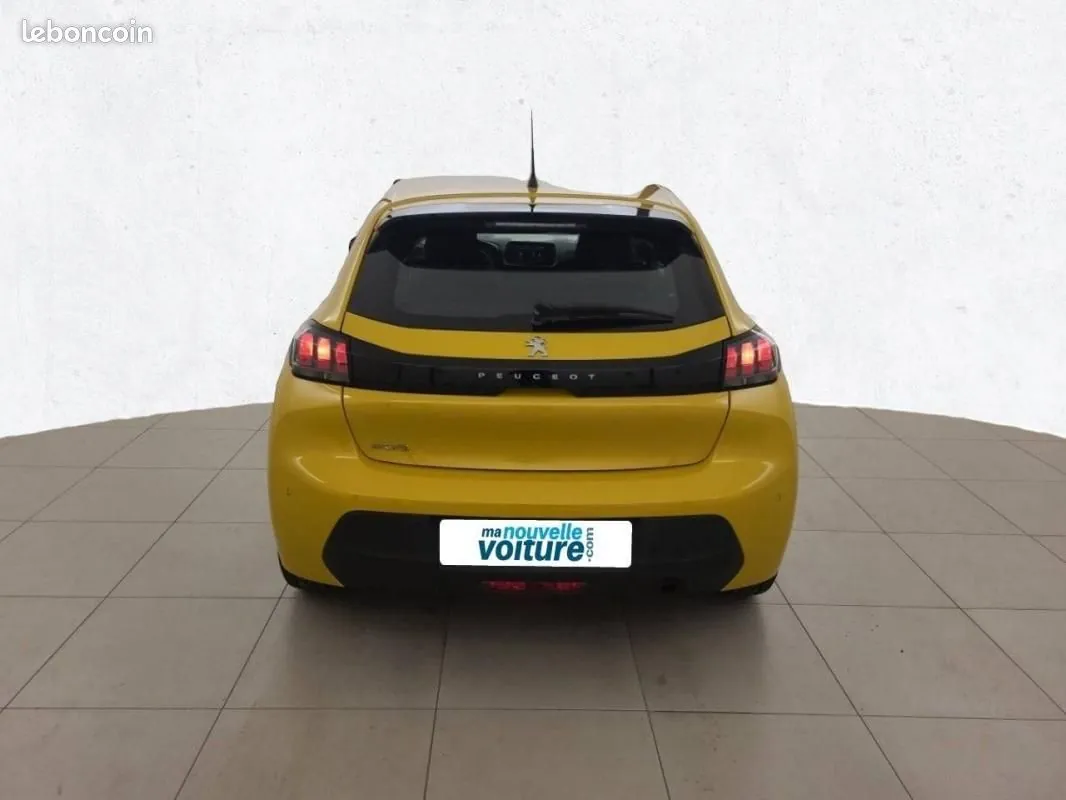Peugeot 208 2023 photo 5