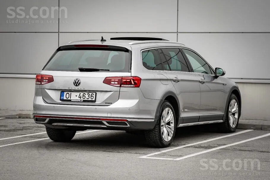 Volkswagen Passat Alltrack 2022 photo 4