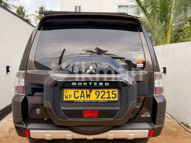 Mitsubishi Montero 2017 photo 2
