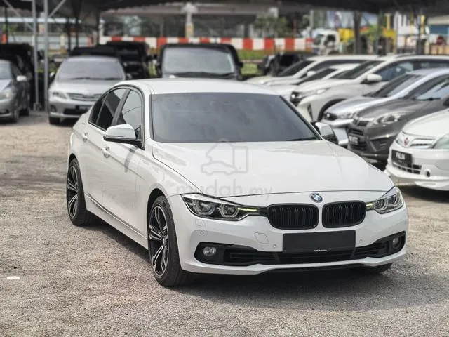 BMW 318I