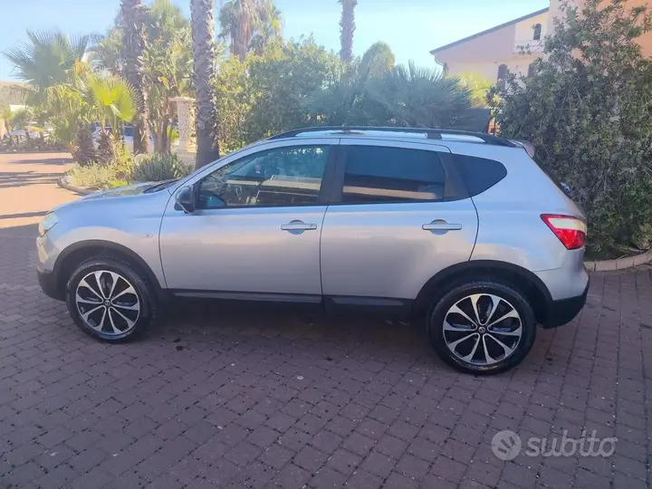 Nissan Qashqai 2013 photo 5
