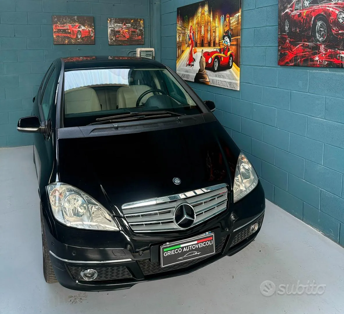 Mercedes-Benz A200 2011 photo 4