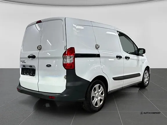 Ford Transit Courier 2021 photo 4