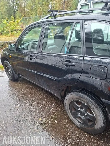 Toyota Rav4 2003 photo 5