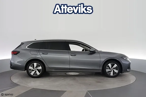 Volkswagen Passat 2025 photo 2
