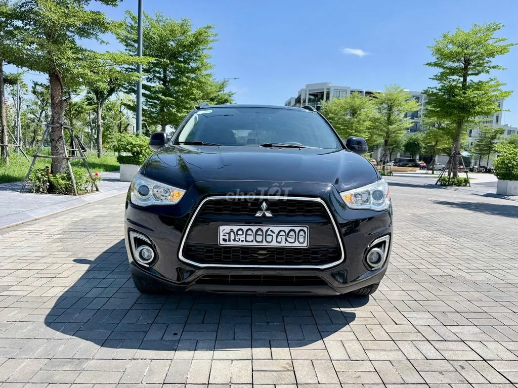 Mitsubishi Outlander 2015 photo 2