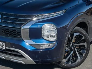 Mitsubishi Outlander 2022 photo 4