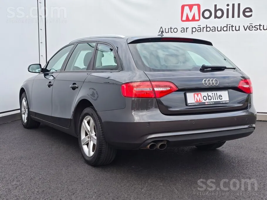 Audi A4 Avant 2012 photo 4