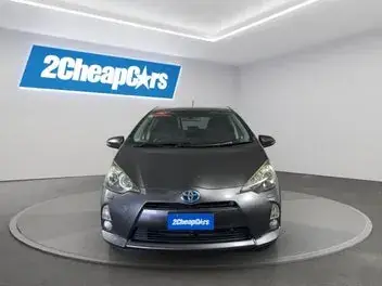 Toyota Aqua 2013 photo 3