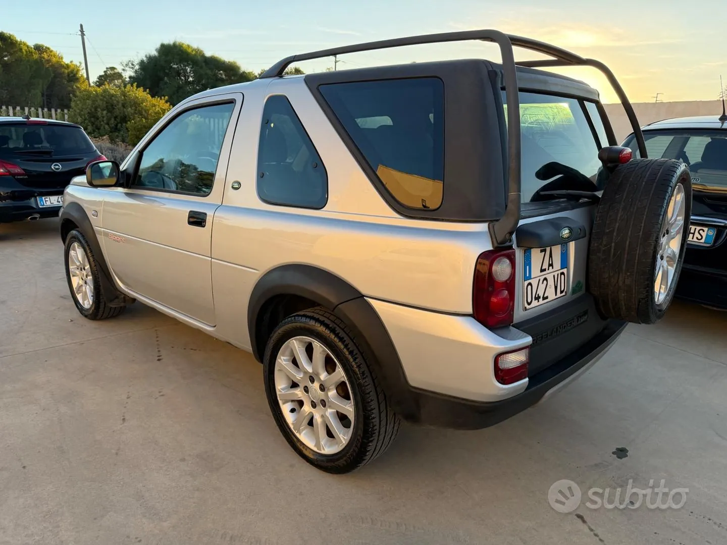 Land Rover Freelander 2005 photo 2