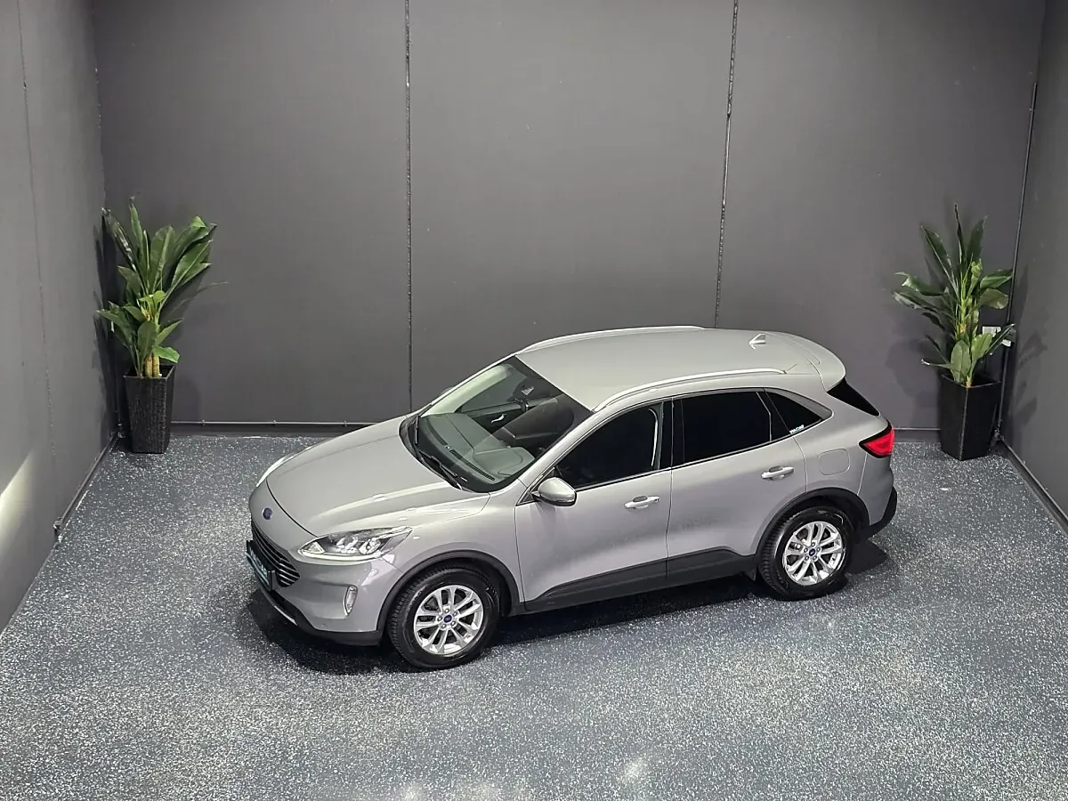 Ford Kuga 2021 photo 2