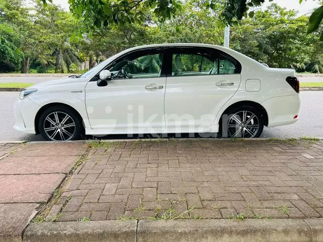 Toyota Axio 2018 photo 5