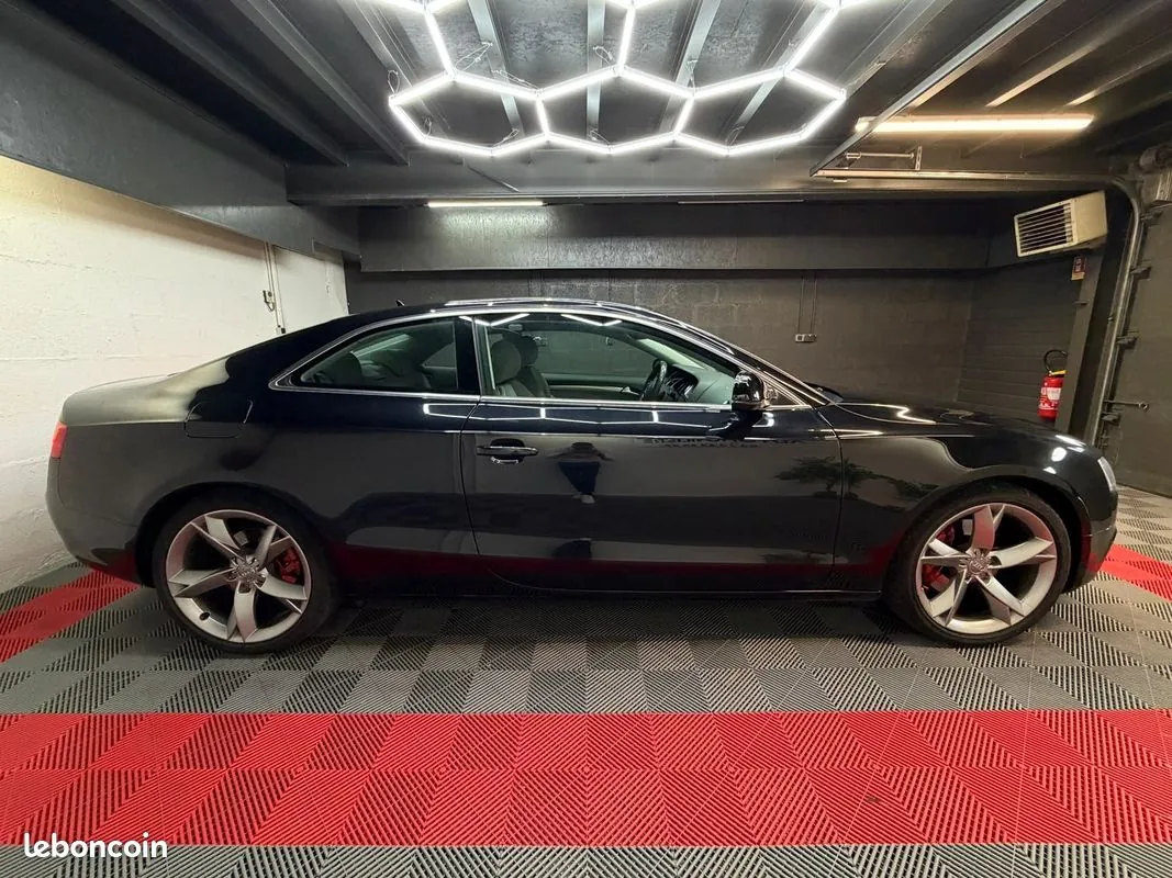Audi A5 2012 photo 4