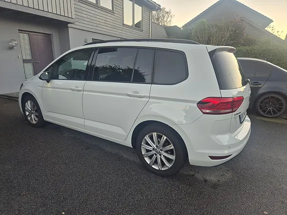 Volkswagen Touran 2016 photo 3