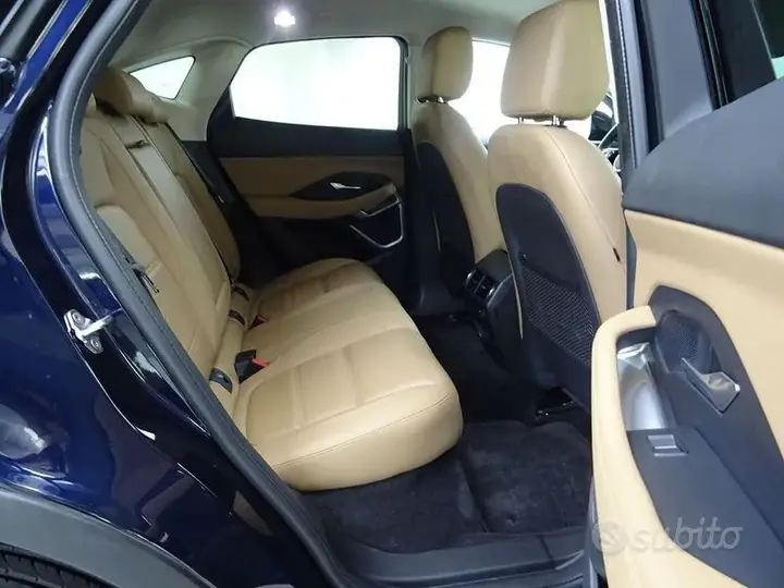 Jaguar E-Pace 2022 photo 5