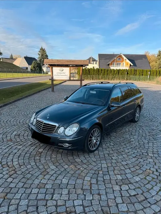 Mercedes-Benz E500