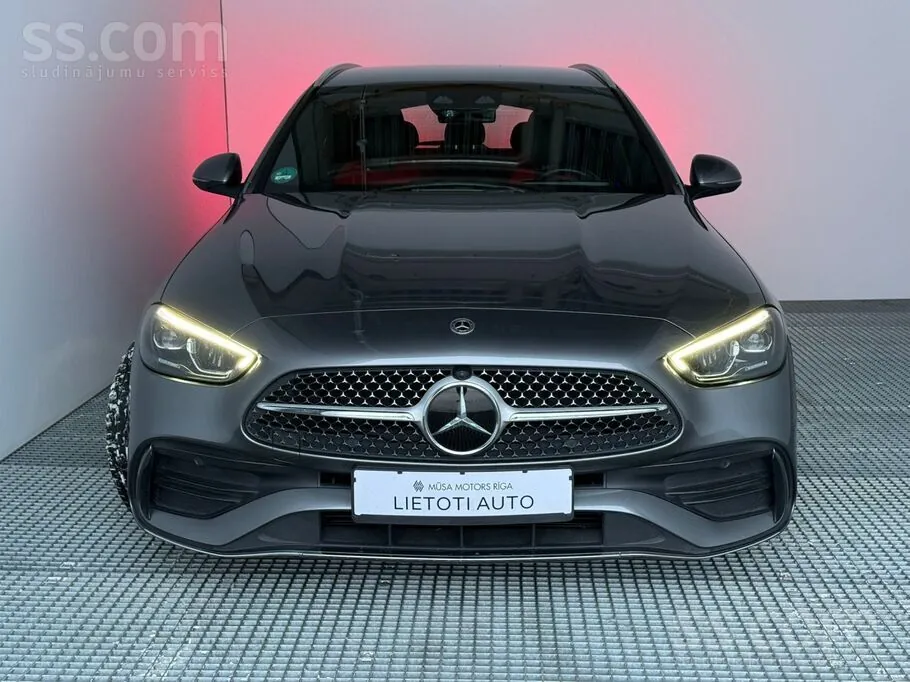 Mercedes-Benz C220 2022 photo 3