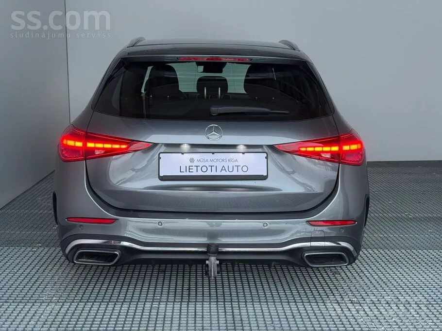 Mercedes-Benz C220 2022 photo 4