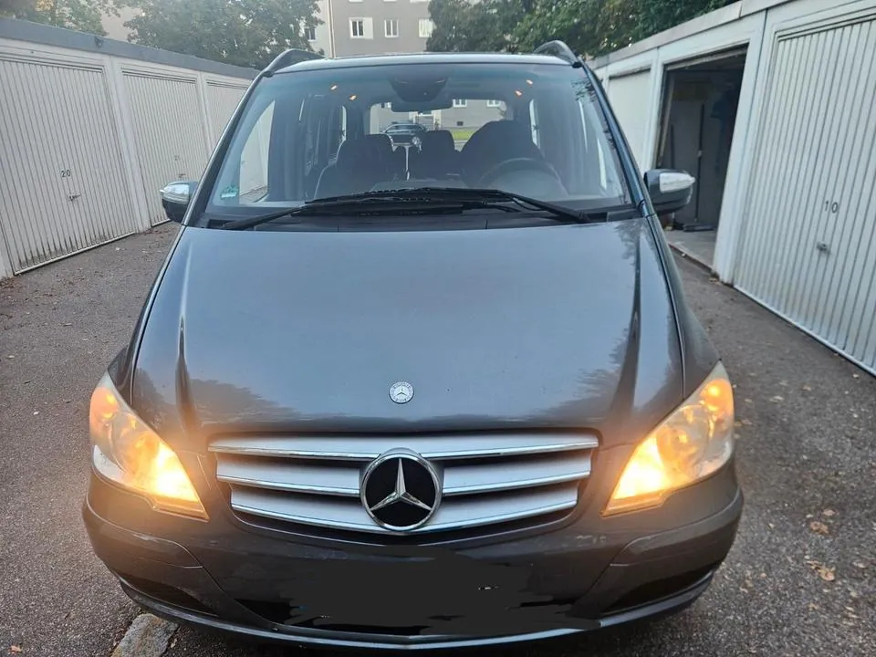 Mercedes-Benz Viano