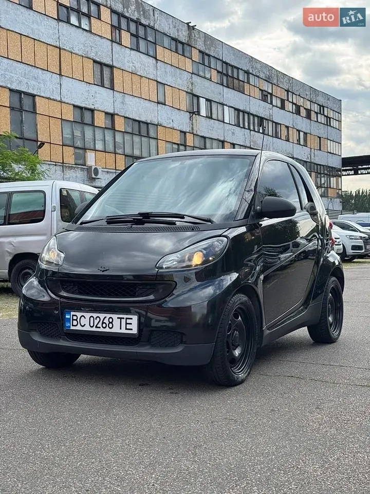 Smart Fortwo 2012 photo 2