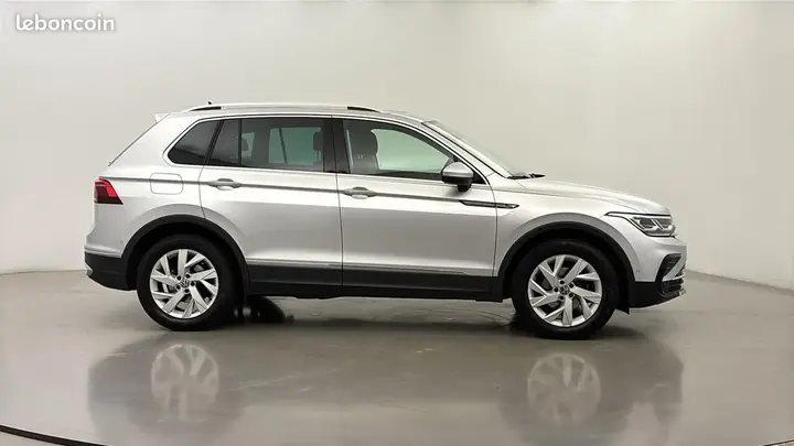 Volkswagen Tiguan 2023 photo 4