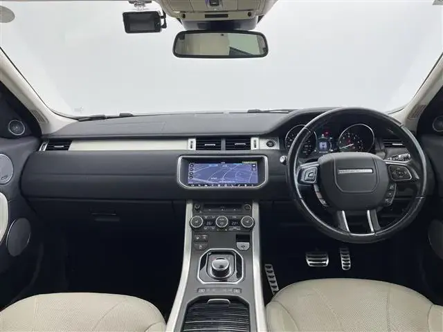 Land Rover Range Rover Evoque 2017 photo 2