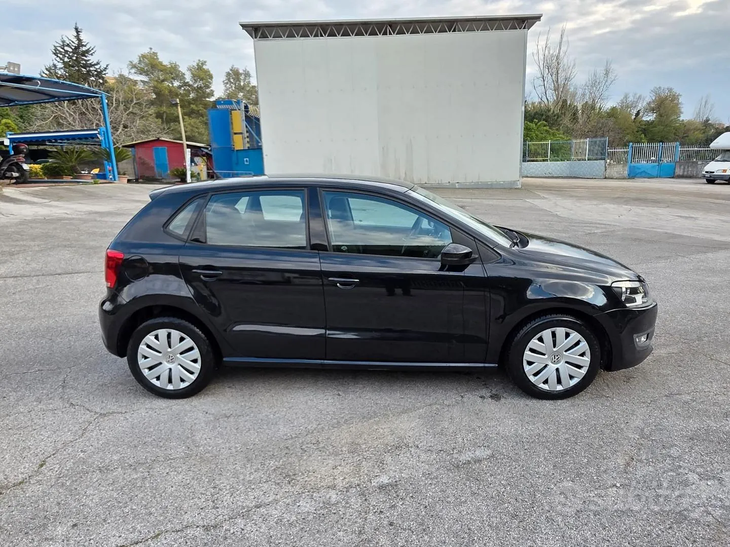 Volkswagen Polo 2011 photo 5