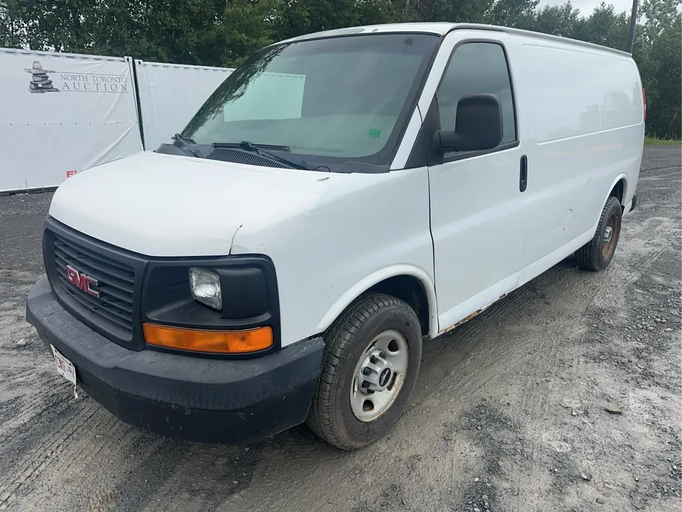 GMC Savana