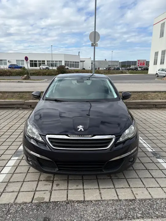 Peugeot 308 2014 photo 2