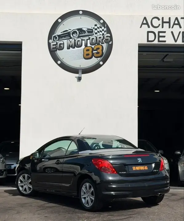 Peugeot 207 2008 photo 3