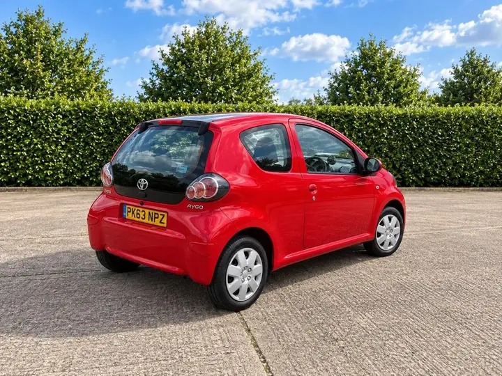 Toyota Aygo 2013 photo 4
