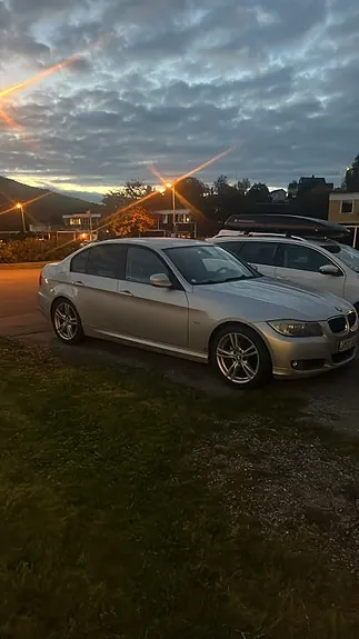 BMW 320I