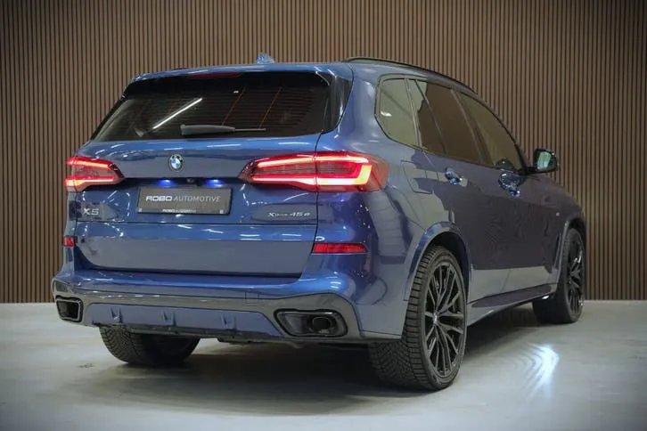 BMW X5 2021 photo 2
